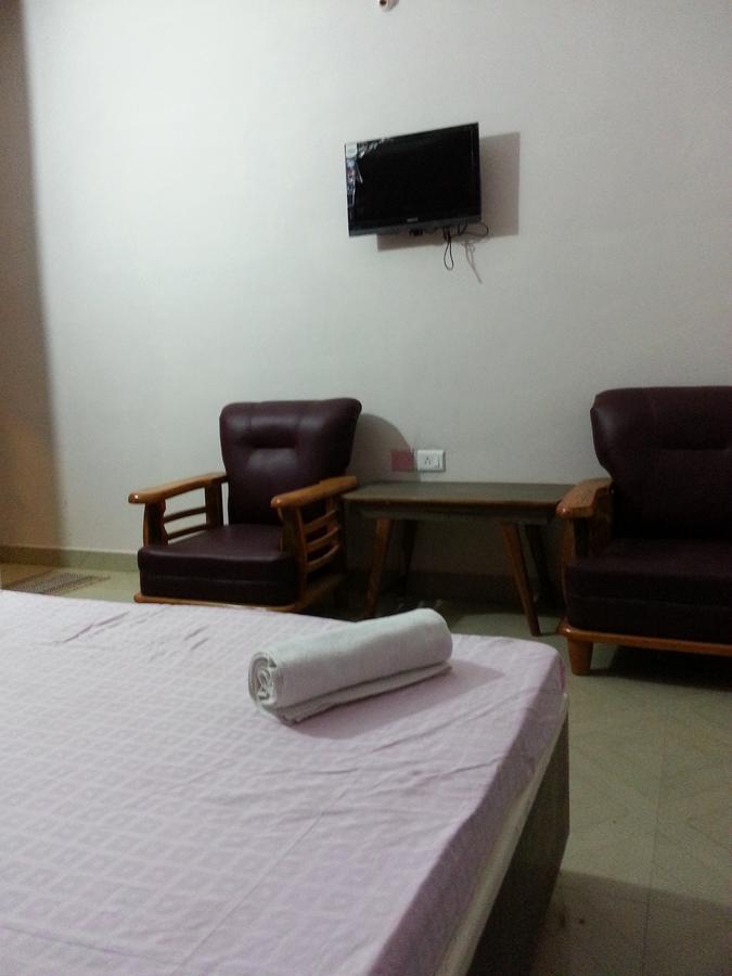 Hotel Sanchita Palace Forbesganj Exteriér fotografie